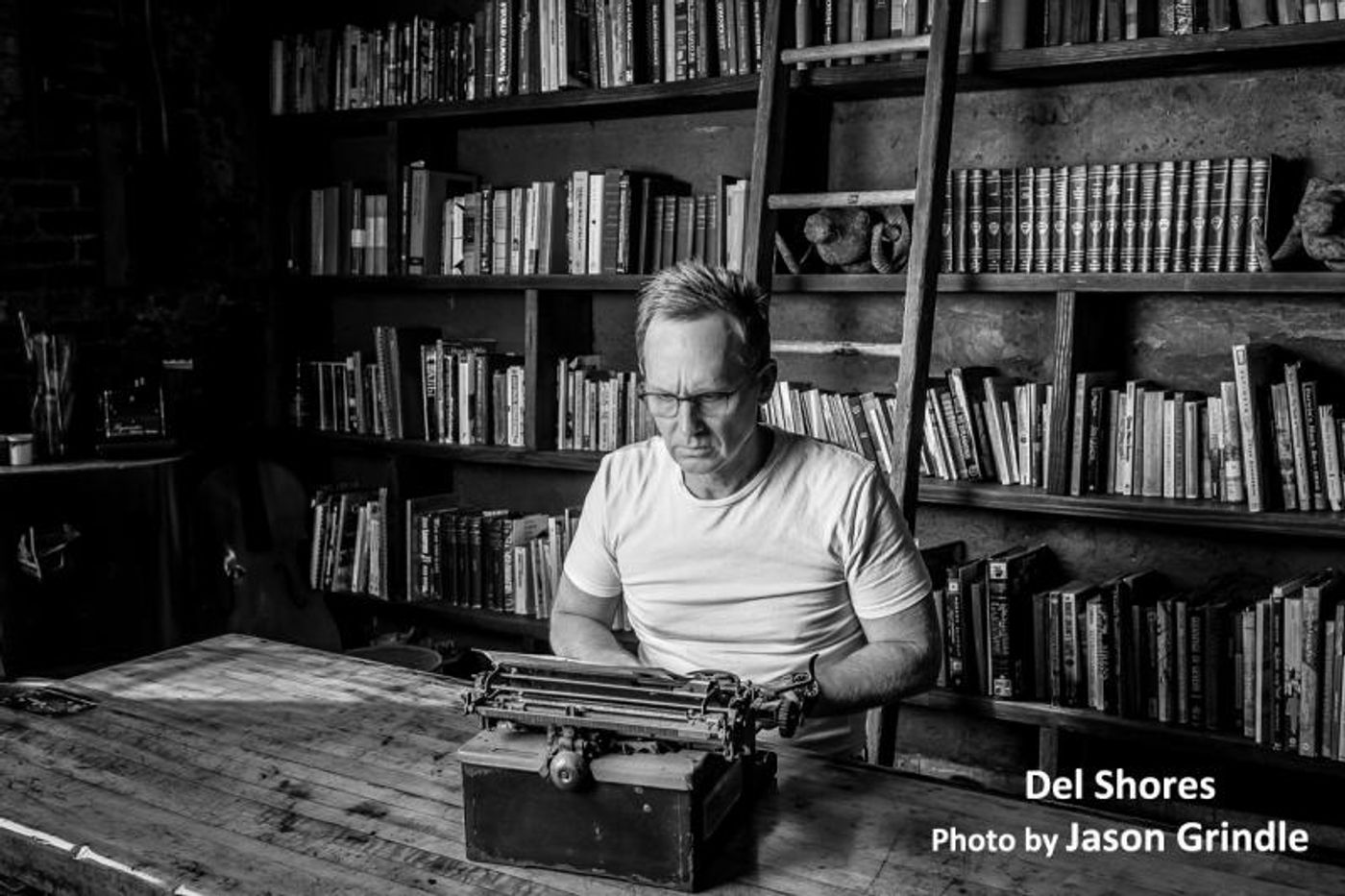 Interview: How Being SORDID, Queer & SISSY Made Del Shores the Southern Gentleman He Is Today  Image