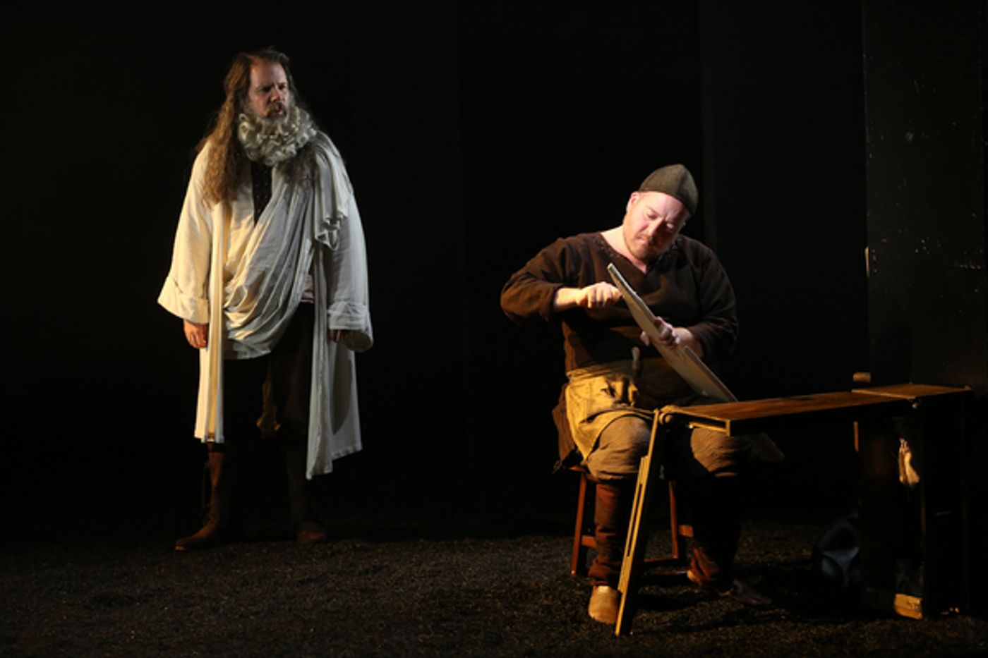 Photo Flash: First Look Vineyard's THE AMATEURS  Image