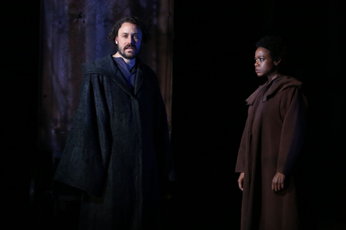 Photo Flash: First Look Vineyard's THE AMATEURS  Image