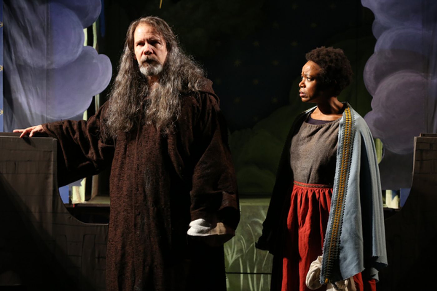 Photo Flash: First Look Vineyard's THE AMATEURS  Image