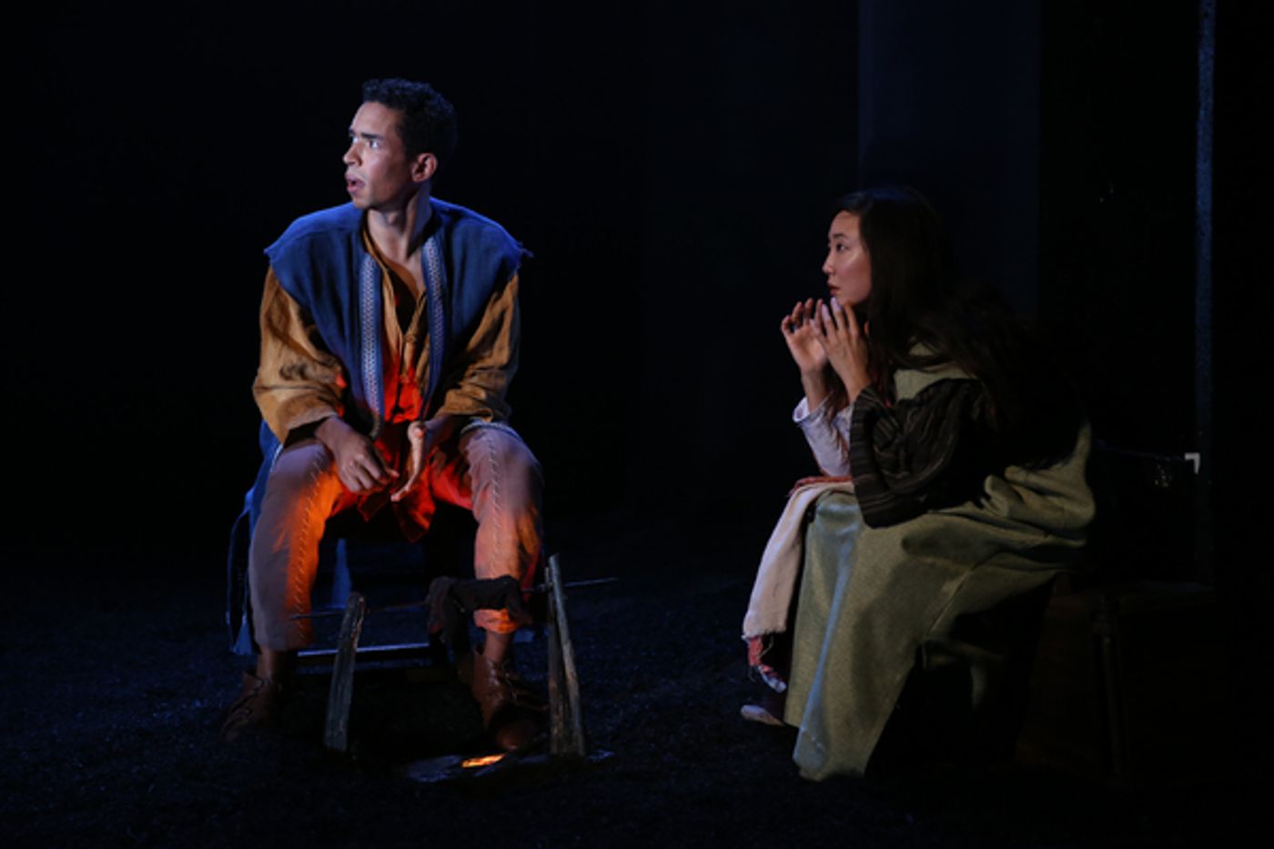 Photo Flash: First Look Vineyard's THE AMATEURS  Image