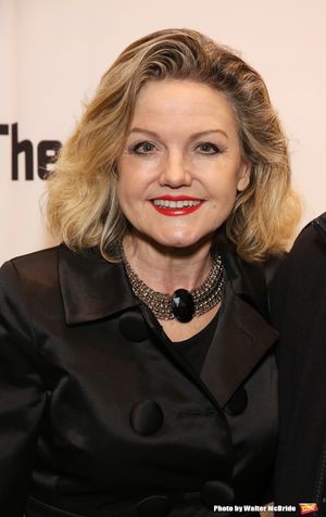 Alison Fraser  Photo