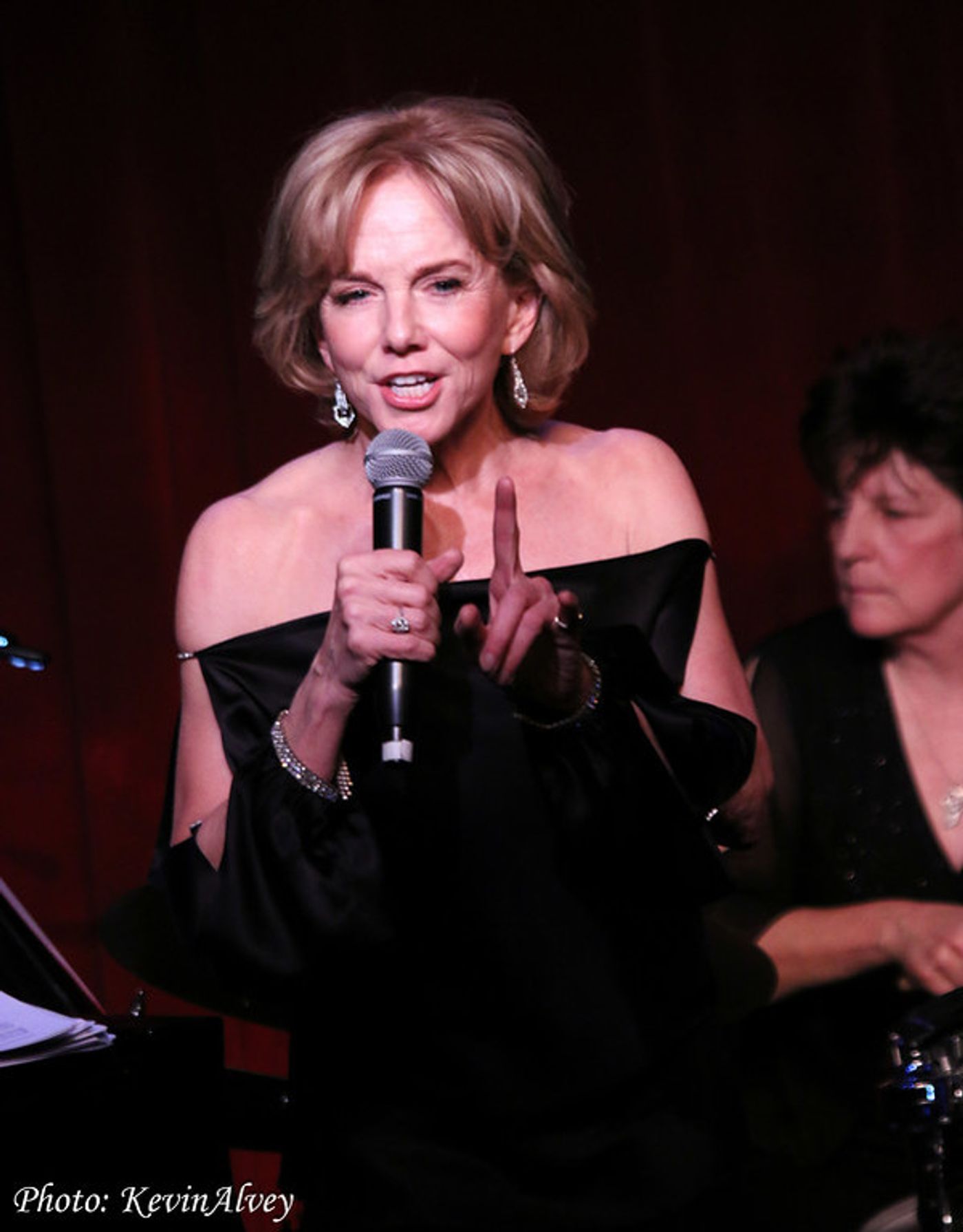 Photo Flash: Linda Purl and DIVA Sing the Great Ladies of the Glamorous Nightclub Era at Broadway at Birdland  Image