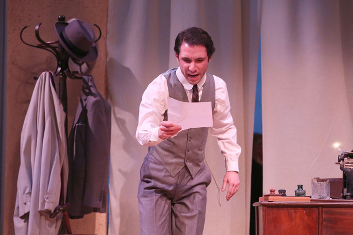 Photo Flash: First Look at International City Theatre's DADDY LONG LEGS  Image
