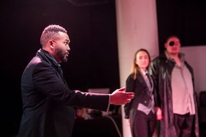 Leo Castro as Orsino Photo