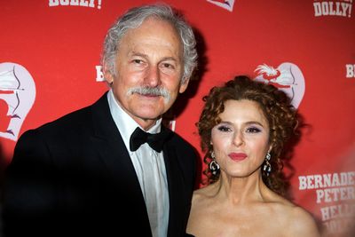 Victor Garber, Bernadette Peters Photo
