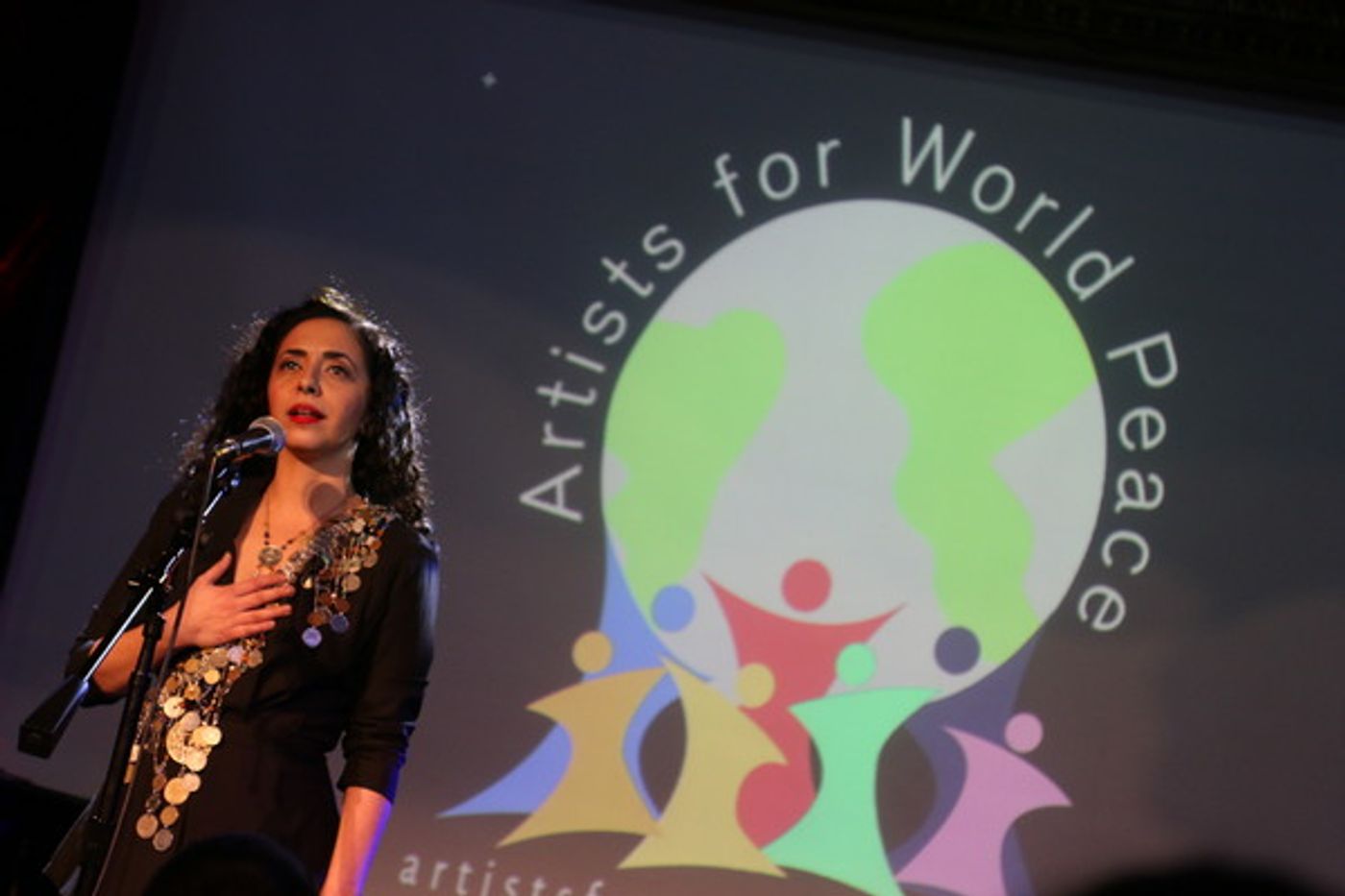 Photo Flash: Broadway Stars Sing Out for Peace at Charity Benefit  Image