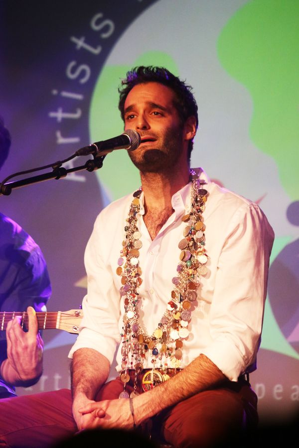 Photos: Broadway Stars Sing Out for Peace at Charity Benefit — photo 17 of 50