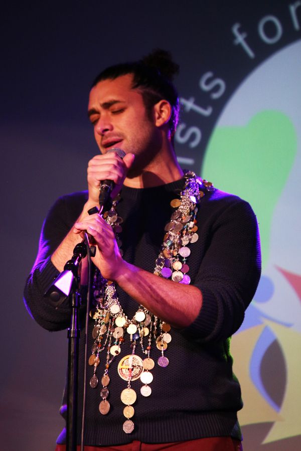 Photos: Broadway Stars Sing Out for Peace at Charity Benefit — photo 20 of 50