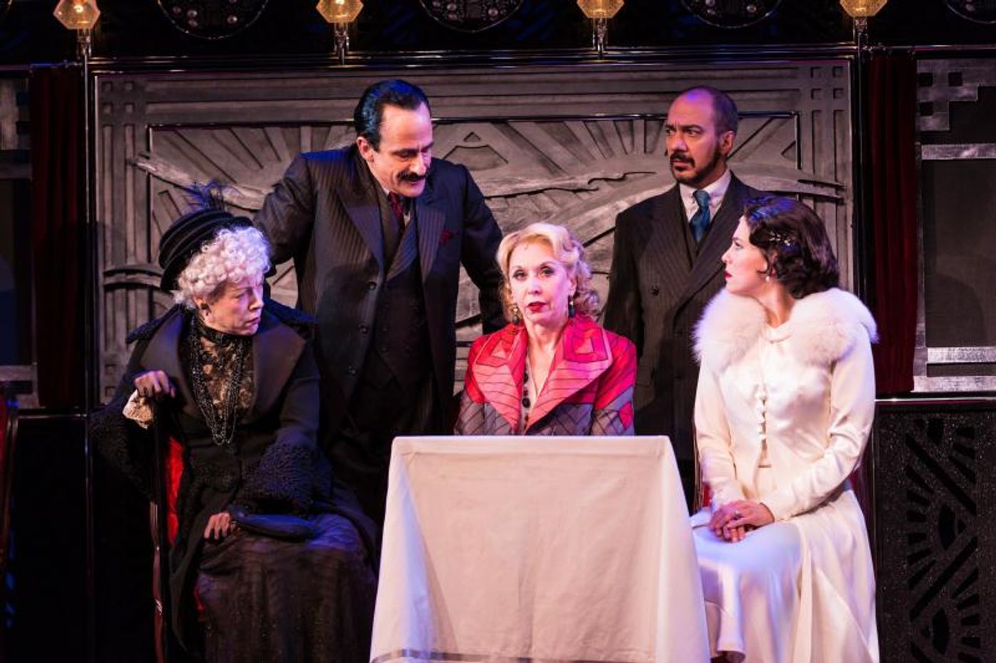 Review: MURDER ON THE ORIENT EXPRESS at Hartford Stage  Image