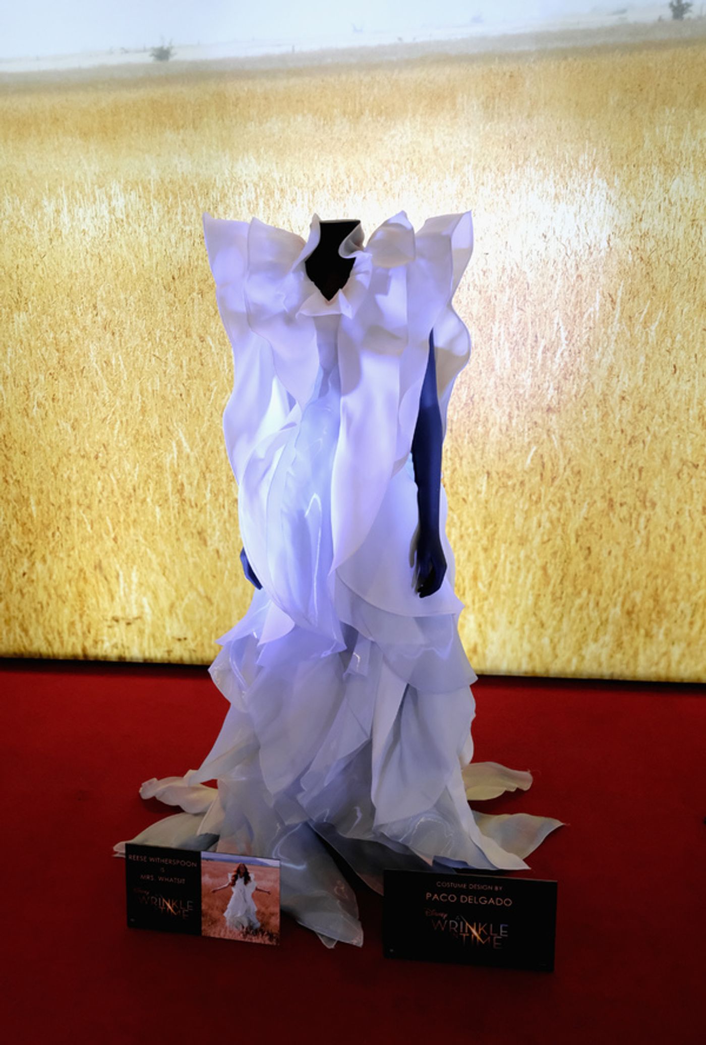 Photo Flash: Disney's A WRINKLE IN TIME Cast and Crew Hold Press Conference Photo Flash: Disney's A WRINKLE IN TIME Cast and Crew Hold Press Conference Image