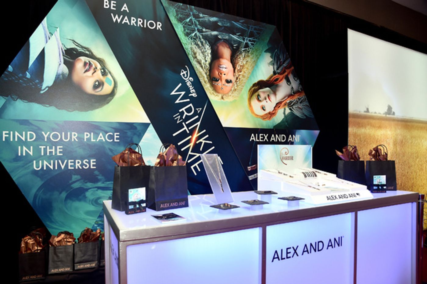 Photo Flash: Disney's A WRINKLE IN TIME Cast and Crew Hold Press Conference Photo Flash: Disney's A WRINKLE IN TIME Cast and Crew Hold Press Conference Image