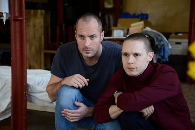 Declan Bennett (Valentin), Samuel Barnett (Molina) Photo