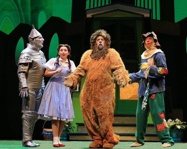 Tin Man (Christopher Russell), Dorothy (Kalie Kaimann), Lion (Victor Legarreta) and S Photo