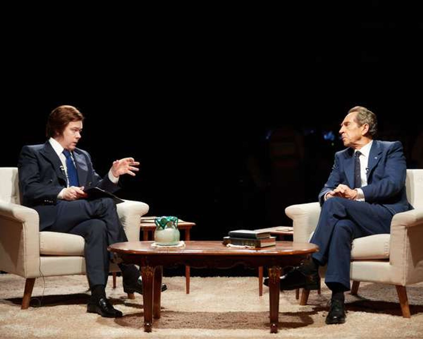 Photo Flash: First Look at FROST/NIXON at Sheffield Theaters  Image
