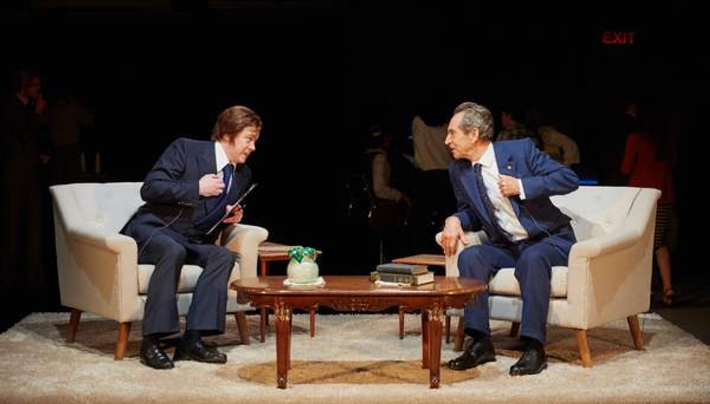 Photo Flash: First Look at FROST/NIXON at Sheffield Theaters  Image