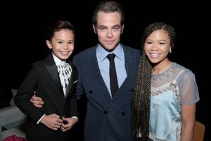 Deric McCabe, Chris Pine, Storm Reid Photo