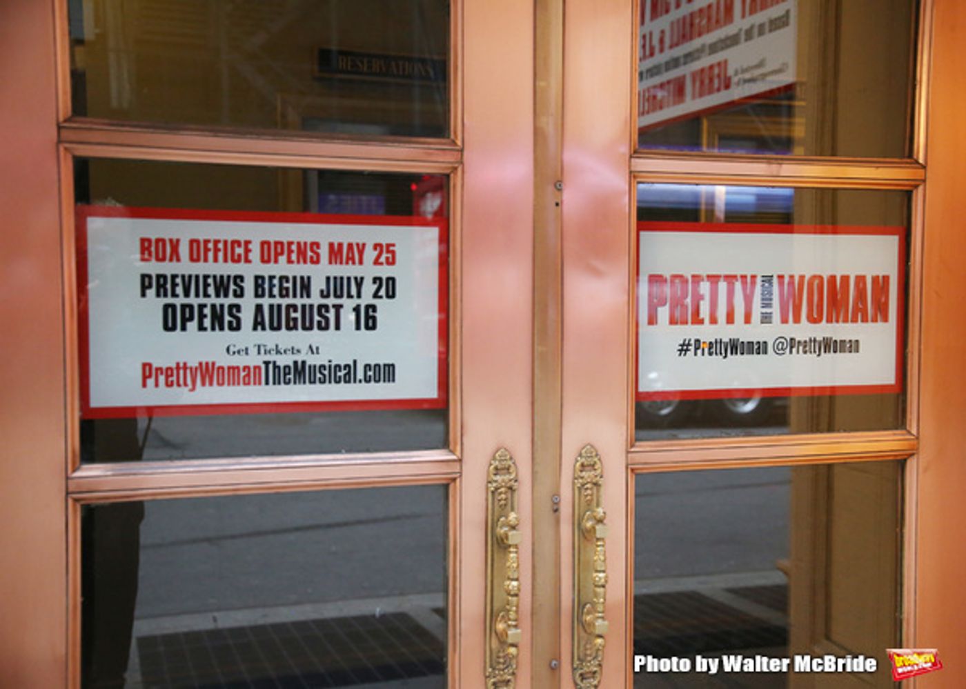 Up on the Marquee: PRETTY WOMAN Takes Over 41st Street!  Image