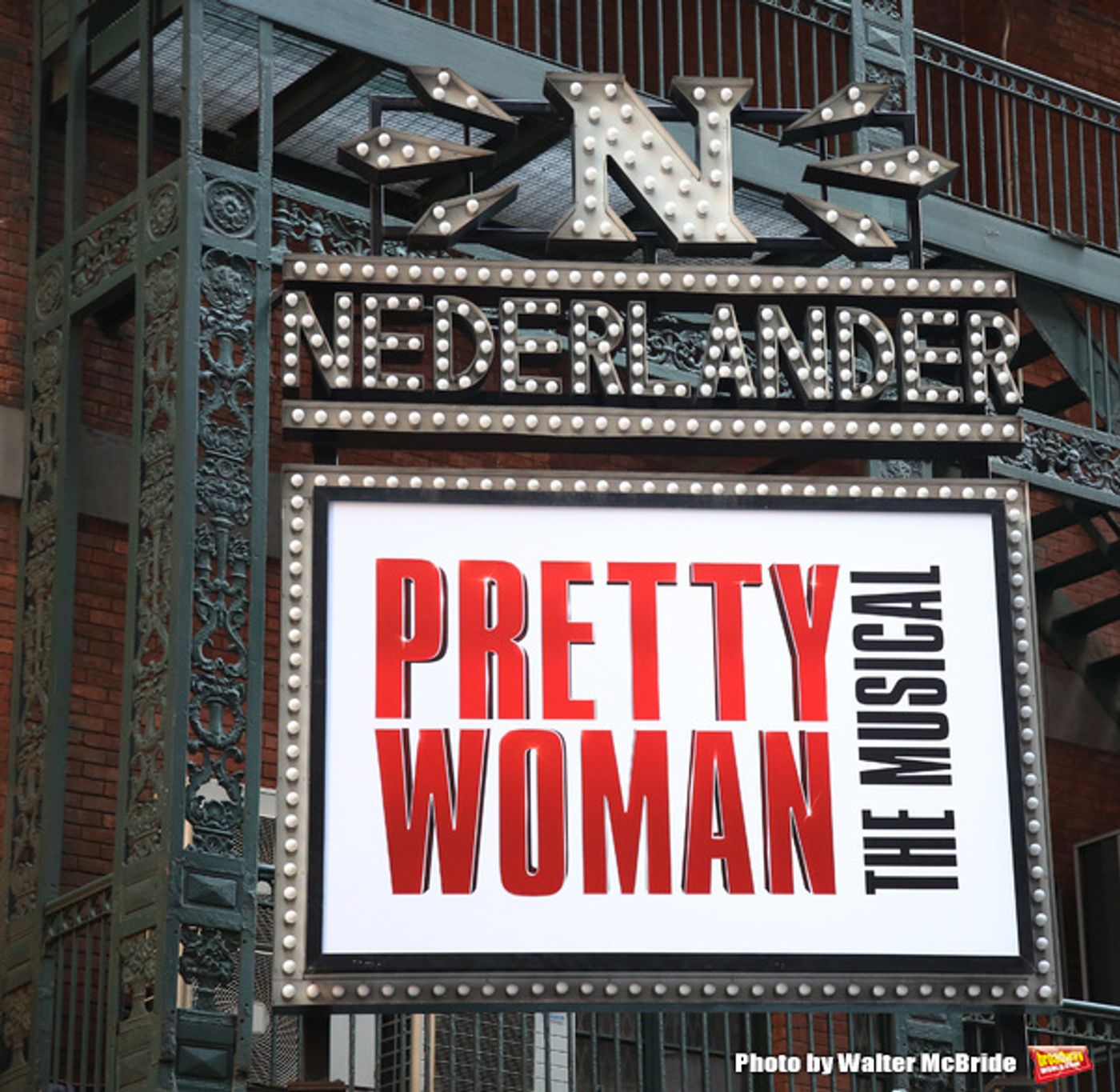 Up on the Marquee: PRETTY WOMAN Takes Over 41st Street!  Image
