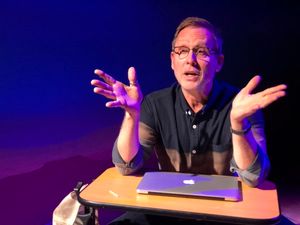 Del Shores @ BroadwayWorld Del Shores Photo