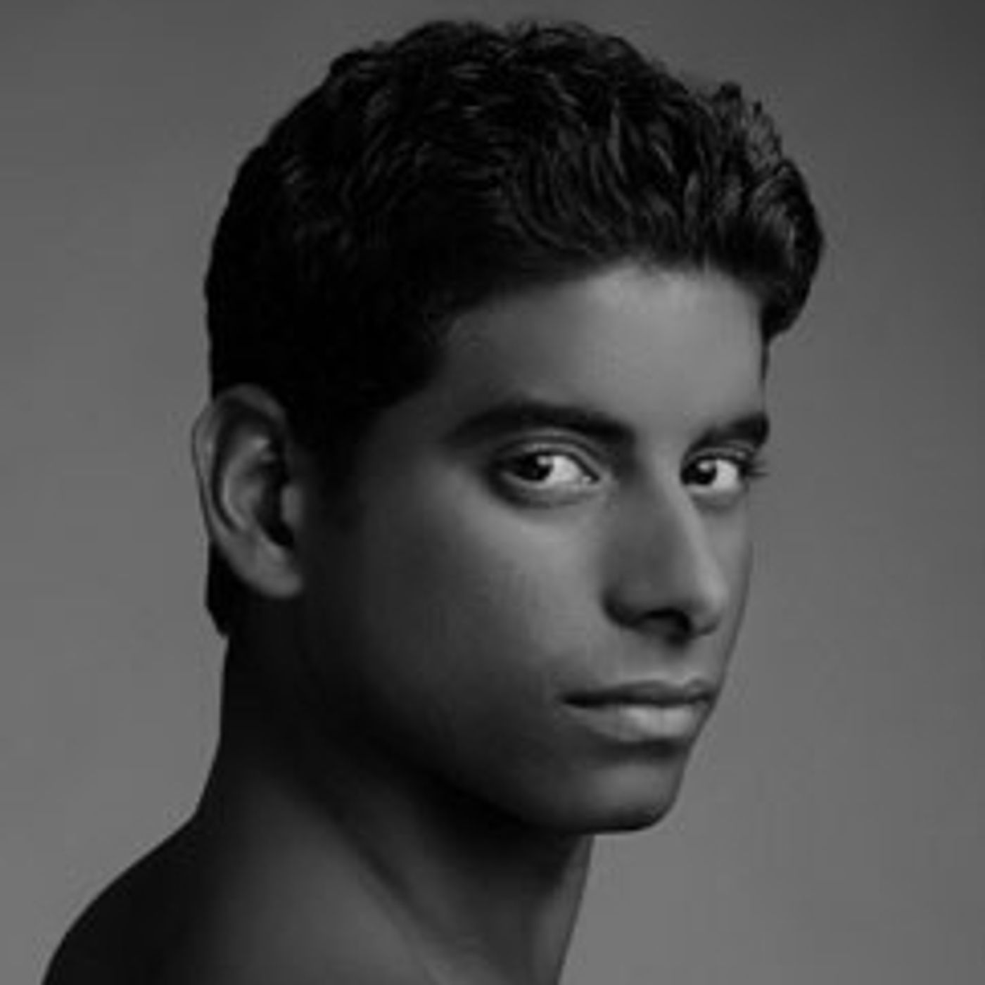 Never Walk Alone: Meet the Cast of CAROUSEL- Now in Previews!  Image