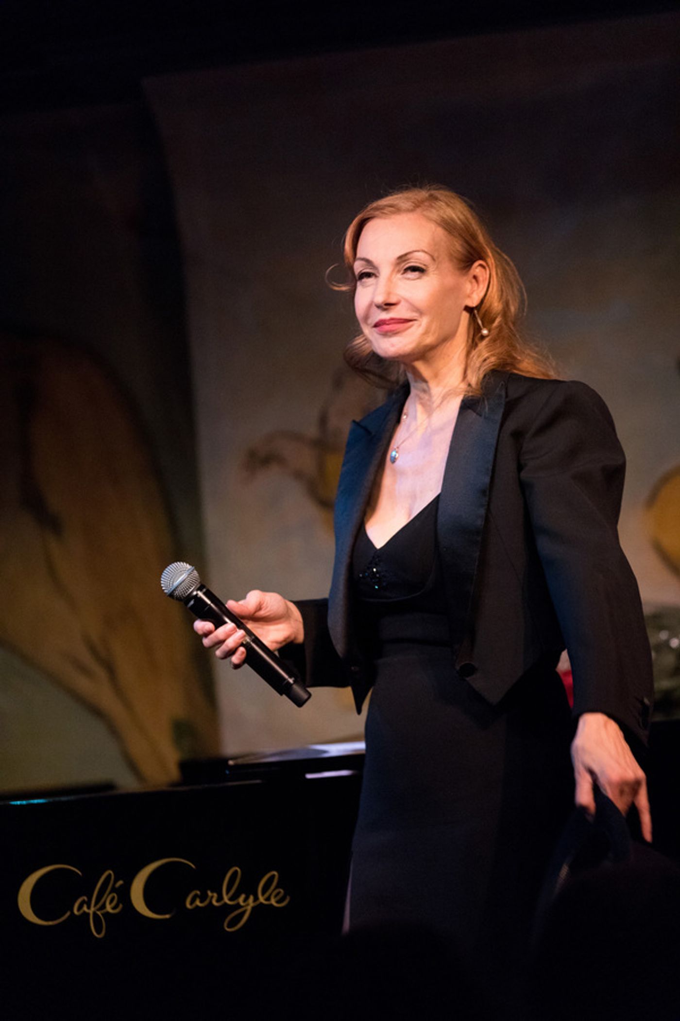 Photo Flash: Ute Lemper Returns to Cafe Carlyle  Image