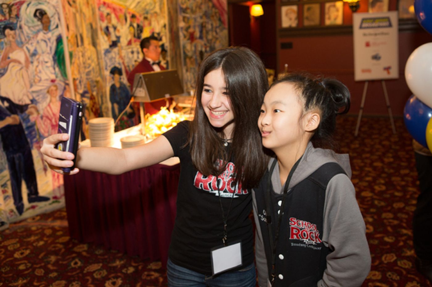 Photo Flash: The Stars Turn Out at Sardi's to Celebrate KIDS' NIGHT ON BROADWAY Photo Flash: The Stars Turn Out at Sardi's to Celebrate KIDS' NIGHT ON BROADWAY Image