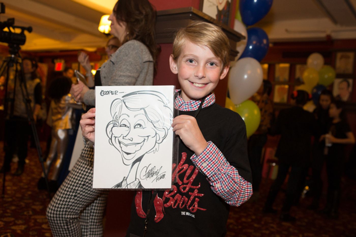 Photo Flash: The Stars Turn Out at Sardi's to Celebrate KIDS' NIGHT ON BROADWAY Photo Flash: The Stars Turn Out at Sardi's to Celebrate KIDS' NIGHT ON BROADWAY Image