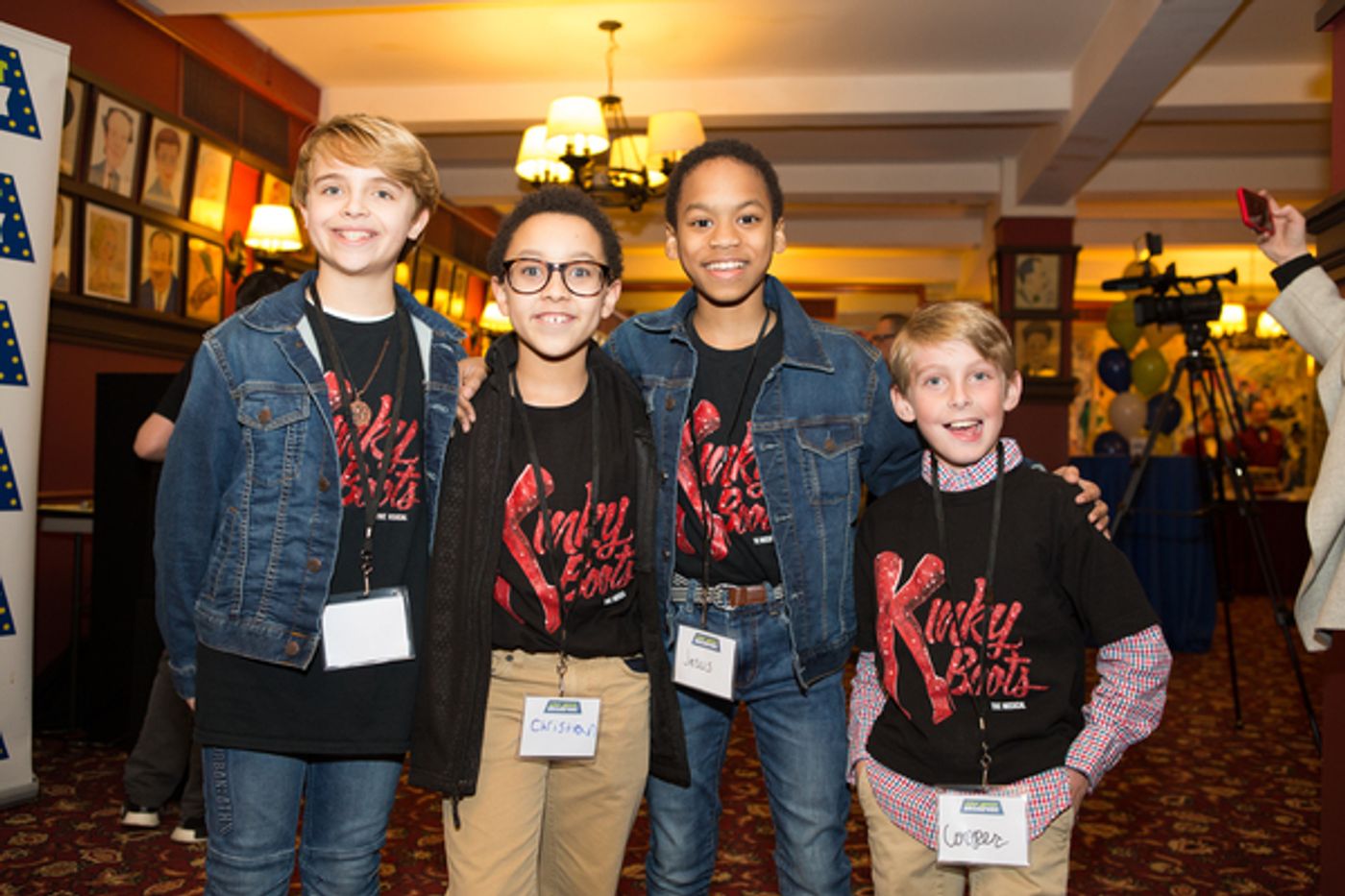 Photo Flash: The Stars Turn Out at Sardi's to Celebrate KIDS' NIGHT ON BROADWAY Photo Flash: The Stars Turn Out at Sardi's to Celebrate KIDS' NIGHT ON BROADWAY Image