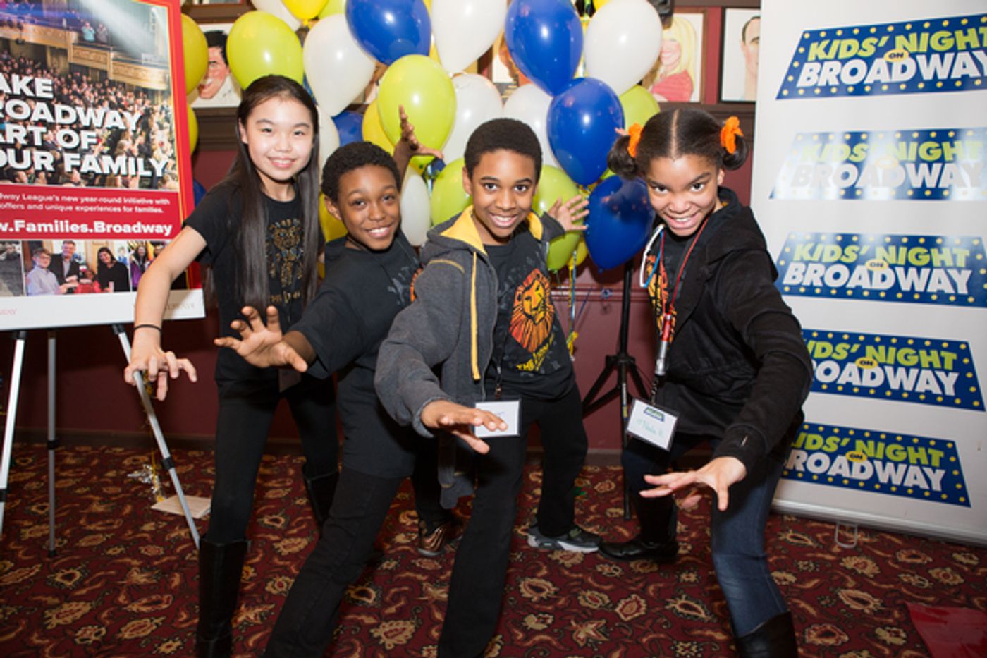 Photo Flash: The Stars Turn Out at Sardi's to Celebrate KIDS' NIGHT ON BROADWAY Photo Flash: The Stars Turn Out at Sardi's to Celebrate KIDS' NIGHT ON BROADWAY Image