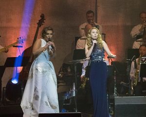 Shoshana Bean and Haley Reinhart @ BroadwayWorld Shoshana Bean and Haley Reinhart Photo