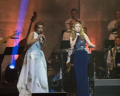 Shoshana Bean and Haley Reinhart Photo