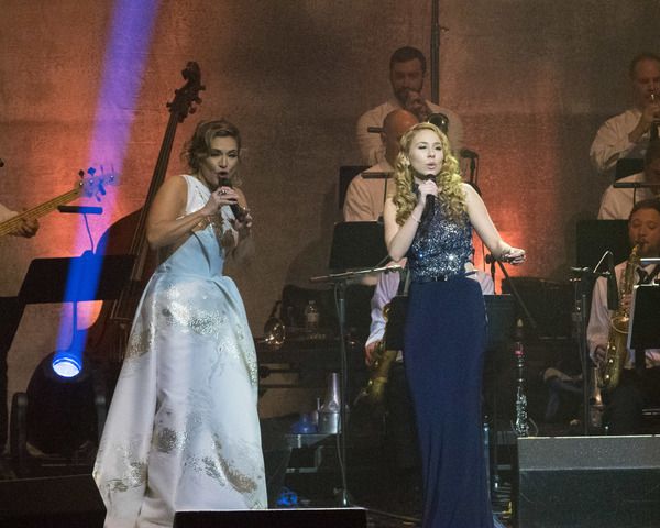 Shoshana Bean and Haley Reinhart Photo