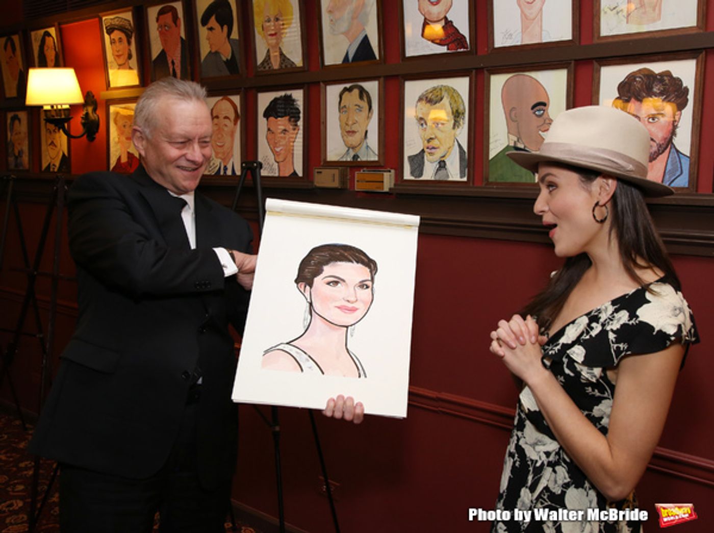Photo Coverage: The Cast of THE PARISIAN WOMAN Joins Sardi's Wall Of Fame  Image