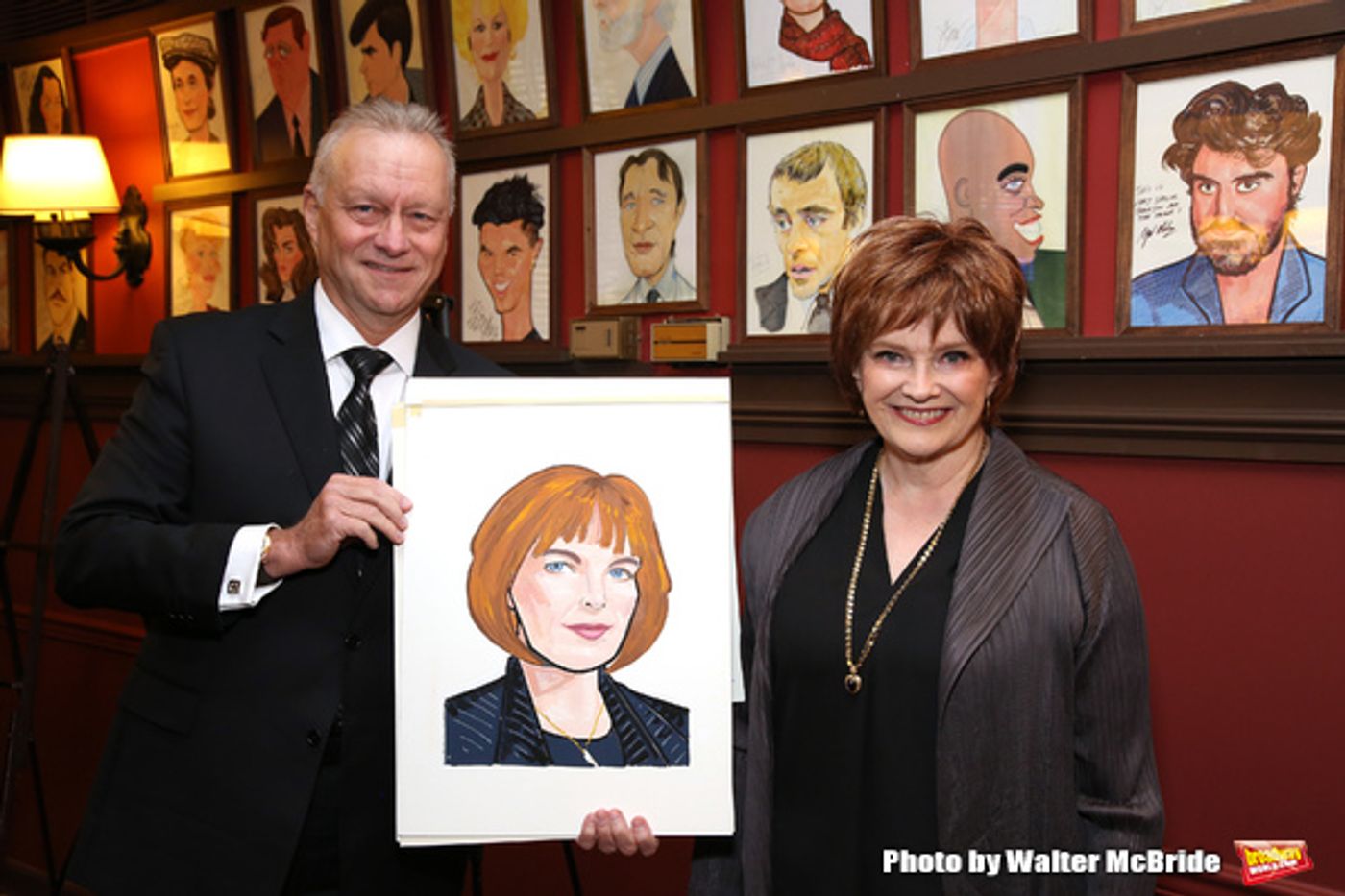 Photo Coverage: The Cast of THE PARISIAN WOMAN Joins Sardi's Wall Of Fame  Image