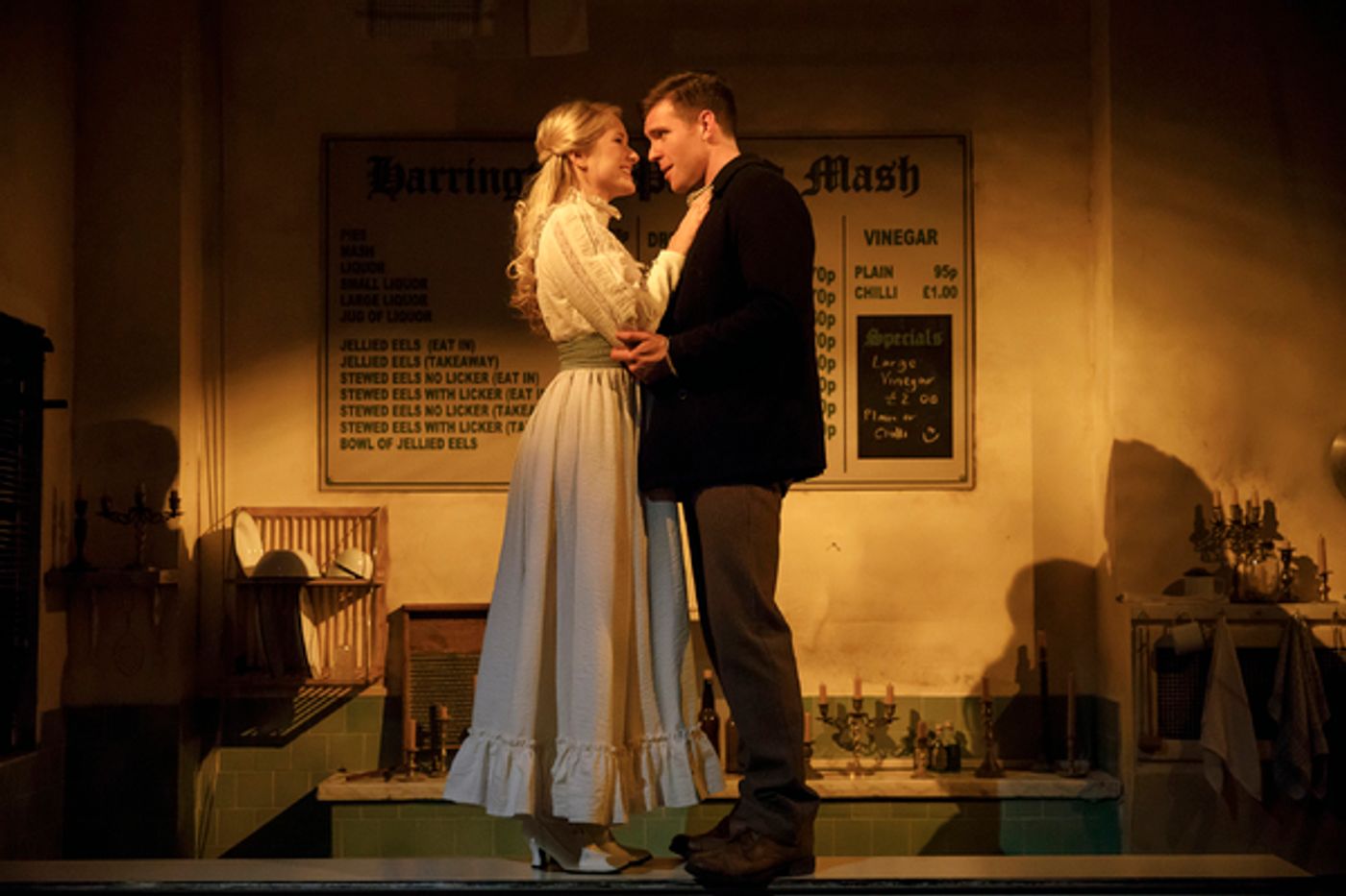 Photo Flash: Meet the New Tenants of SWEENEY TODD's Barber Shop  Image