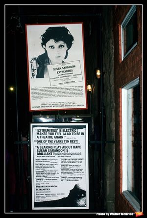 Susan Sarandon starring in 'EXTEREMITIES' Theatre Marquee at the Westside Arts Theatre in New York City in 1983. @ BroadwayWorld Susan Sarandon starring in 'EXTEREMITIES' Theatre Marquee at the Westside Arts Theatr Photo