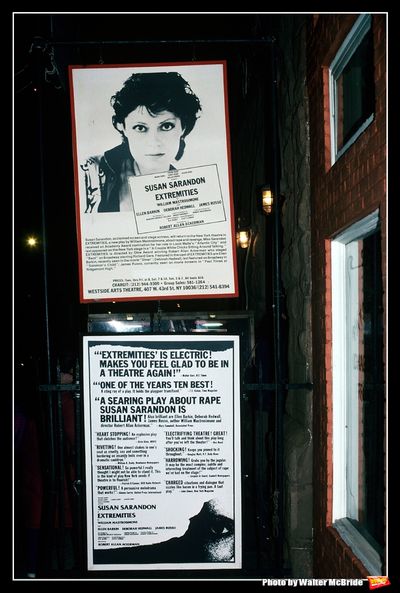 Susan Sarandon starring in 'EXTEREMITIES' Theatre Marquee at the Westside Arts Theatr Photo
