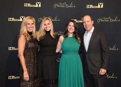 RenÃ©e Brodie, Isabela Brodie, Shira Koch Epstein, and Tom Brodie Photo