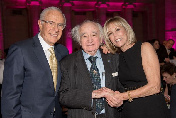 Harvey Schulweis, Roman Kent, and Barbara Schulweis Photo