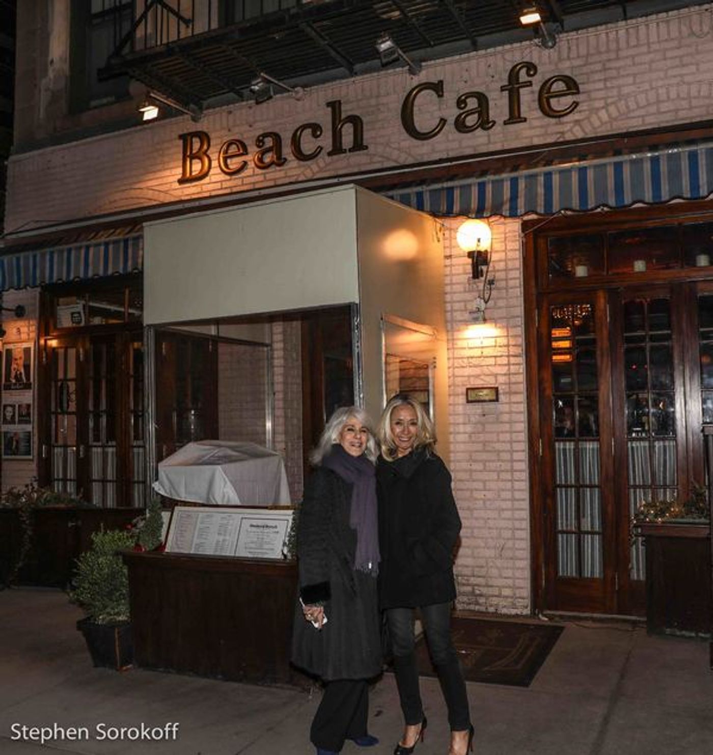 Photo Coverage: Rex Reed Brings His Words and Songs to the Beach Cafe  Image