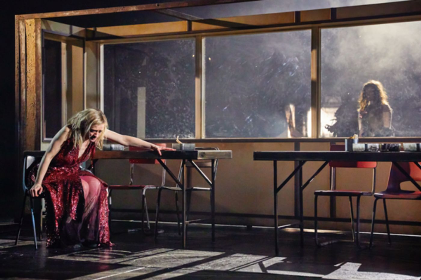 Photo Flash: First Look at MACBETH at the National Theatre  Image
