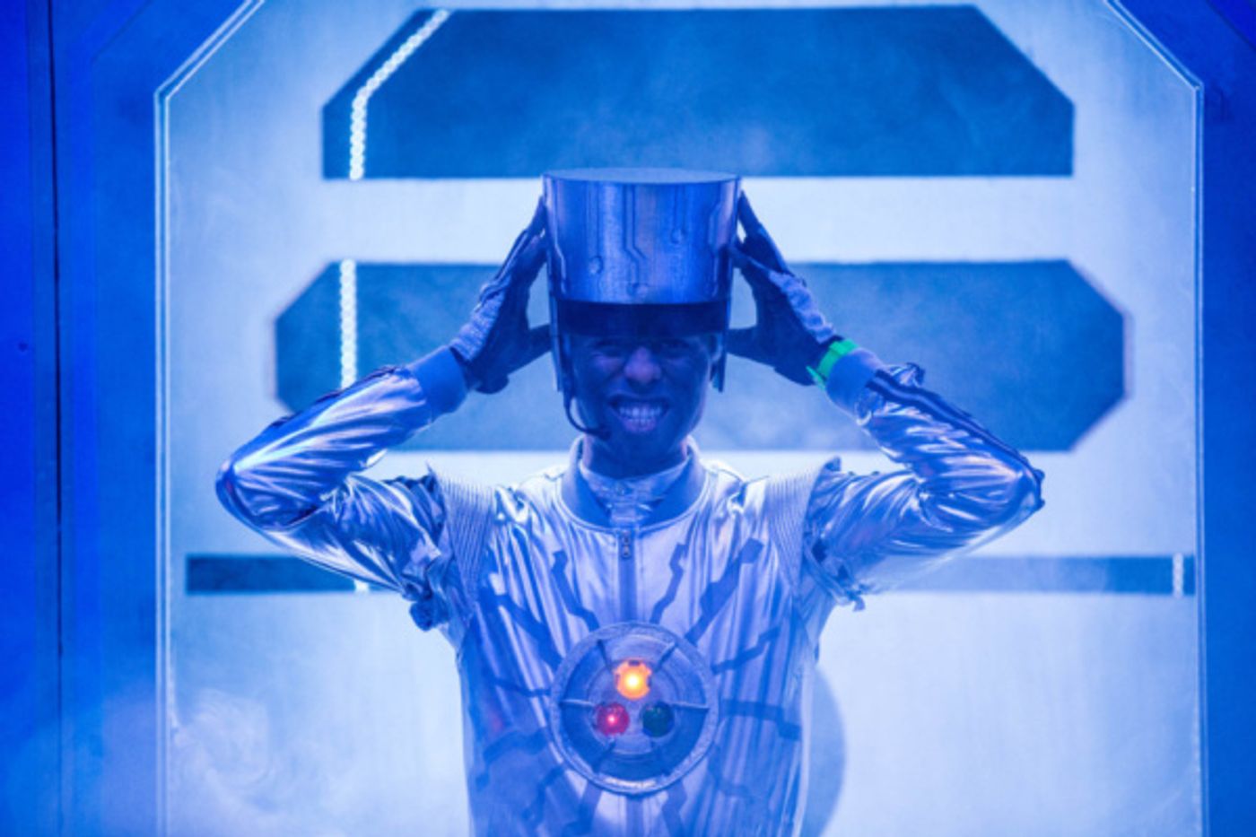Photo Flash: THE BROBOT JOHNSON Experience Thrills Brooklyn Audiences Photo Flash: THE BROBOT JOHNSON Experience Thrills Brooklyn Audiences Image