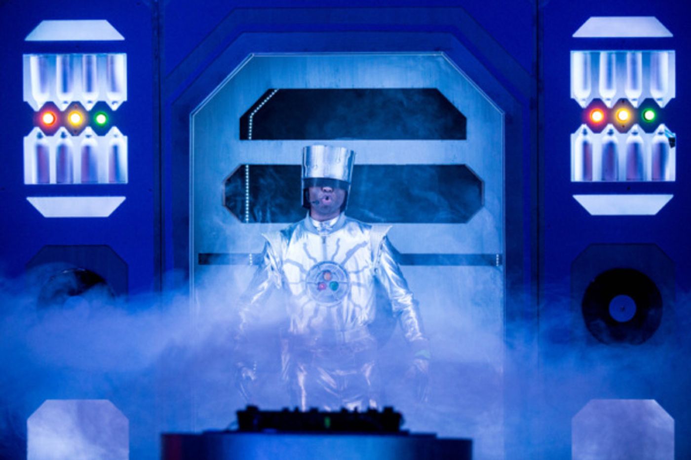 Photo Flash: THE BROBOT JOHNSON Experience Thrills Brooklyn Audiences Photo Flash: THE BROBOT JOHNSON Experience Thrills Brooklyn Audiences Image