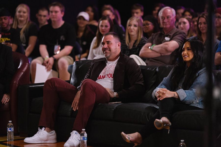 Photo Coverage: CAST on Tour with Demi Lovato in Phoenix w/ Special Guest Speaker Kehlani Image
