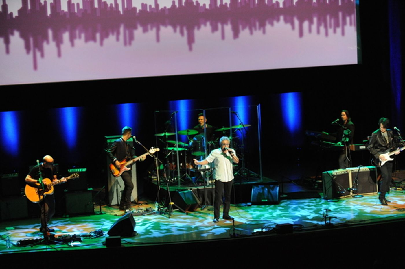 Photo Flash: Julie Andrews, Sam Smith and More Attend the Voice Health Institute's Raise Your Voice Gala  Image