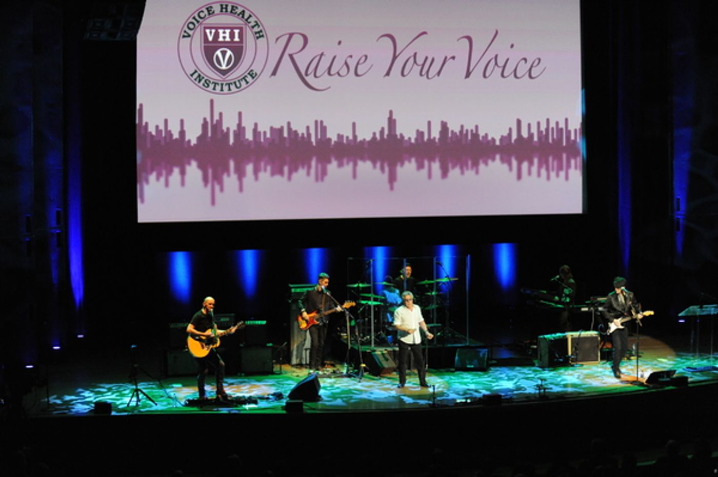 Photo Flash: Julie Andrews, Sam Smith and More Attend the Voice Health Institute's Raise Your Voice Gala  Image