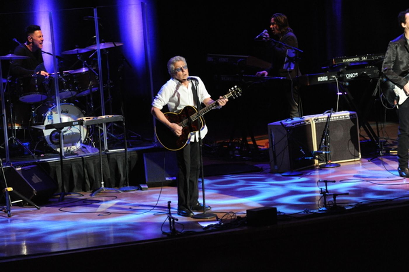 Photo Flash: Julie Andrews, Sam Smith and More Attend the Voice Health Institute's Raise Your Voice Gala  Image