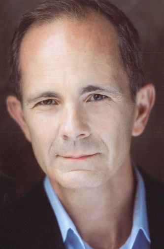 Christian Borle Directs New One Man Show WHAT DOESN'T KILL YOU by James Hindman  Image