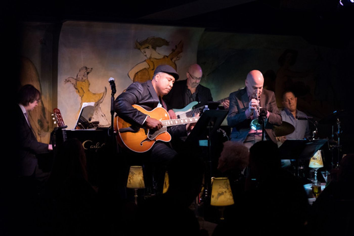 Photo Flash: Bernie Williams Takes the Stage at Cafe Carlyle Photo Flash: Bernie Williams Takes the Stage at Cafe Carlyle Image